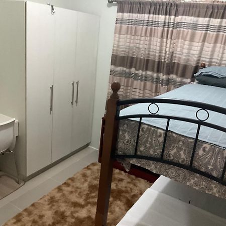 Sea Residences In Pasay Near Mall Of Asia Exterior foto