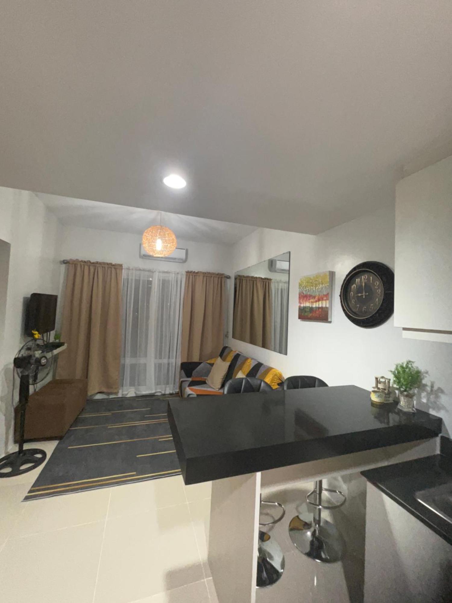 Sea Residences In Pasay Near Mall Of Asia Exterior foto